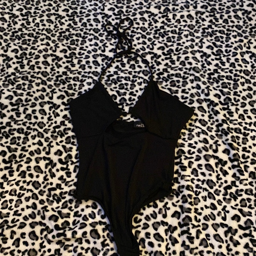 Black body suit
